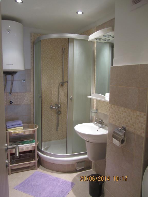 Apartment Ozana Kotor Bilik gambar