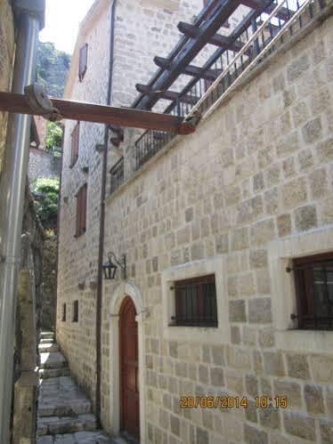 Apartment Ozana Kotor Luaran gambar